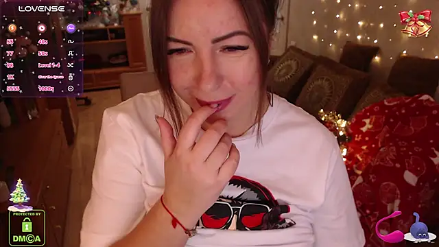 LauraClarck online show from December 2024 05:49:01 AM