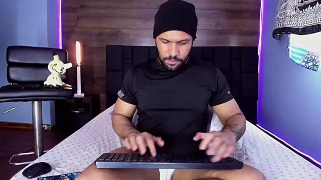 anthonylatynxd online show from February 2025 09:15:01 PM