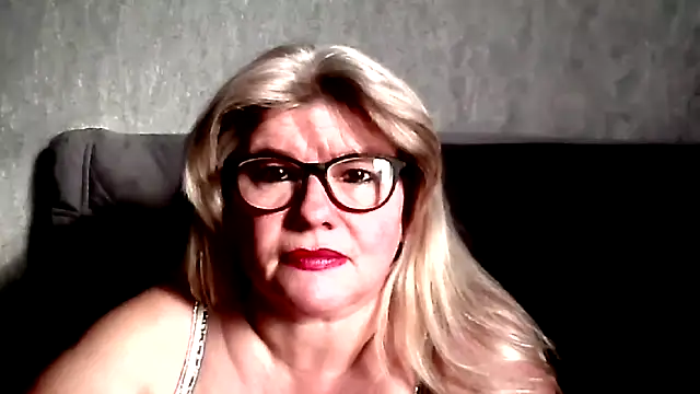 Diana 49 online show from February 2026 01:29:02 PM