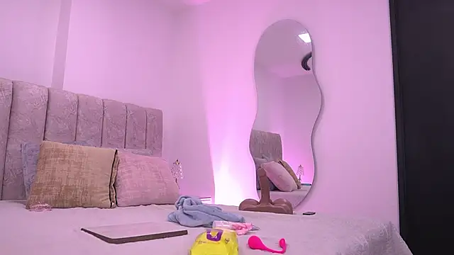 violeta aroca online show from January 2026 03:09:02 AM