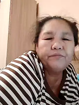 Zulfiya Bruce online show from October 2025 09:30:01 AM