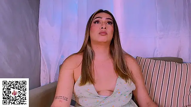 ISABELLASSMITH online show from November 2025 05:12:01 PM