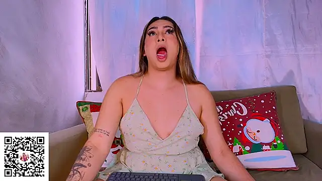 ISABELLASSMITH online show from November 2025 06:10:01 PM