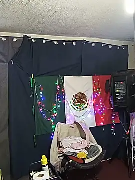 Snapshot of LaInsaciableIntensa chatting on June 2026 01:06:01 AM LaInsaciableIntensa online show from June 2026 01:06:01 AM