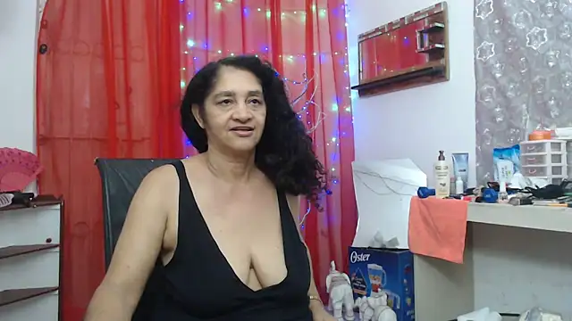 heyline milf online show from May 2026 07:11:01 PM