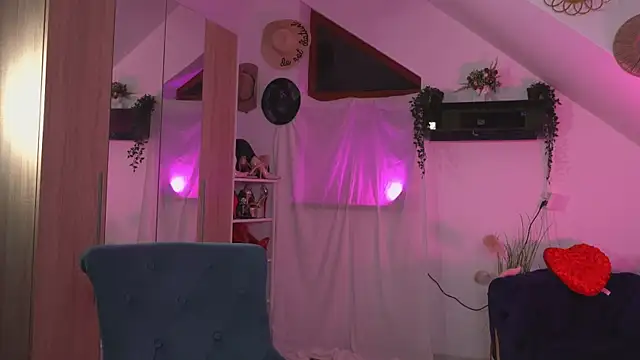 Amaliamour online show from October 2025 01:25:02 AM