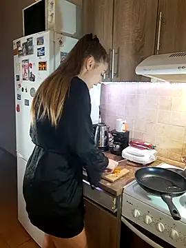 Keli Jessi online show from December 2024 06:21:01 PM