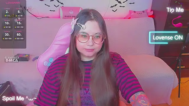 Snapshot of Lolisuccub chatting on December 2025 05:41:01 PM Lolisuccub online show from December 2025 05:41:01 PM