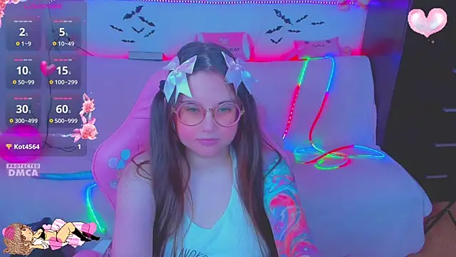 Snapshot of Lolisuccub chatting on February 2026 01:22:01 PM Lolisuccub online show from February 2026 01:22:01 PM