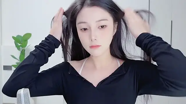 HaagenDazs  online show from October 2025 01:23:02 PM