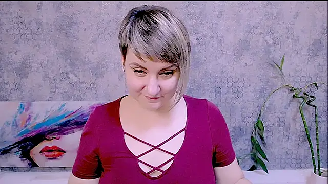 Djullia online show from November 2025 05:12:01 PM