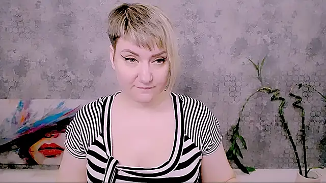 Djullia online show from April 2026 08:07:02 AM