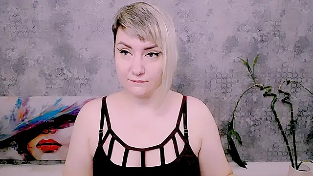 Djullia online show from July 2026 05:03:02 AM