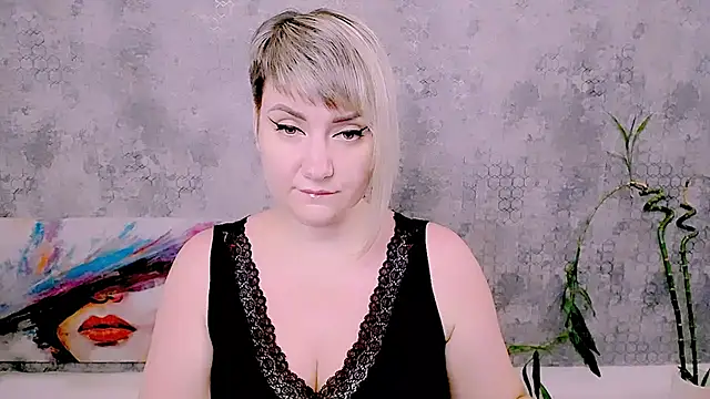 Djullia online show from July 2026 05:55:02 AM