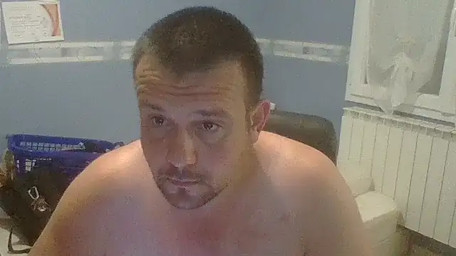 manubm03 online show from September 2025 07:32:02 AM