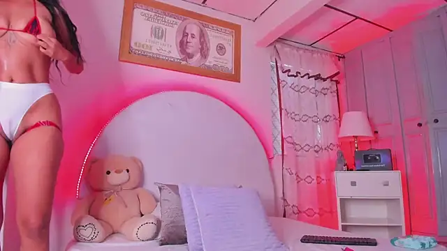 Snapshot of elsalondon chatting on October 2025 12:25:02 PM elsalondon online show from October 2025 12:25:02 PM