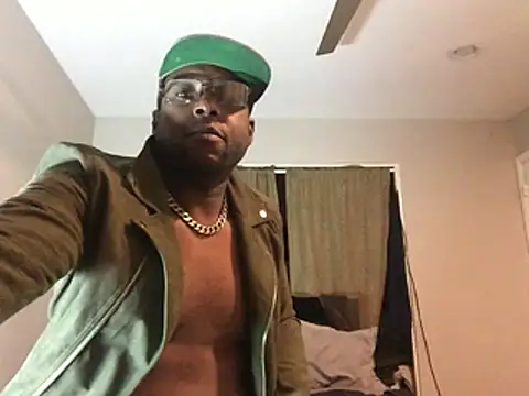 Londonfrotadejr online show from December 2024 09:40:02 AM