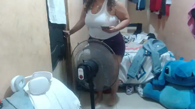 SEXY SENSUALSARA online show from July 2026 06:29:01 AM