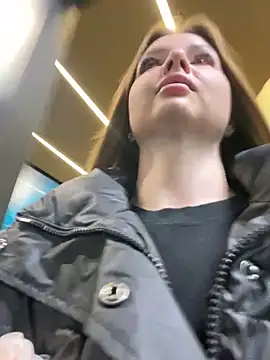 KrisMagnoly online show from November 2025 04:23:01 PM