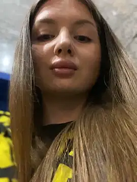 KrisMagnoly online show from March 2026 04:20:01 PM