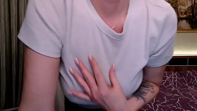 sensualEmilia online show from March 2026 04:24:02 PM