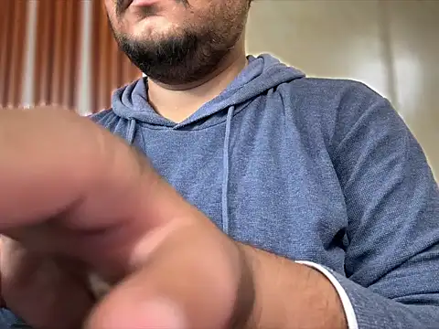 Snapshot of A4h_odin1 chatting on September 2025 06:35:01 AM A4h odin1 online show from September 2025 06:35:01 AM