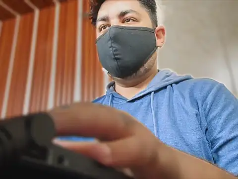 Snapshot of A4h_odin1 chatting on October 2025 08:10:01 AM A4h odin1 online show from October 2025 08:10:01 AM