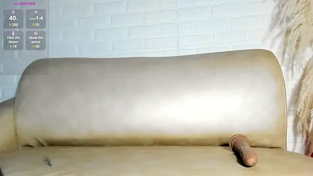 Snapshot of hersheybanks23 chatting on January 2025 03:50:01 PM hersheybanks23 online show from January 2025 03:50:01 PM