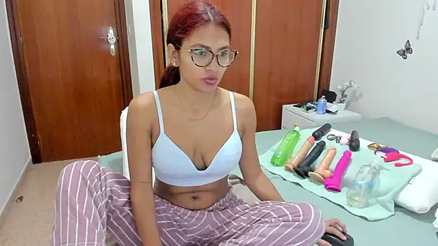 Honney sugar19 online show from February 2026 10:33:01 AM