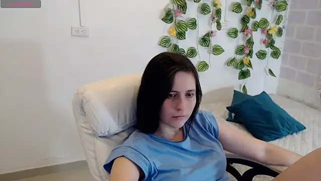 tania sweet   online show from October 2025 07:45:02 PM