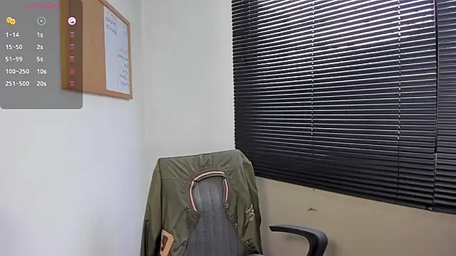 DaviidEvans  online show from December 2024 01:06:01 PM