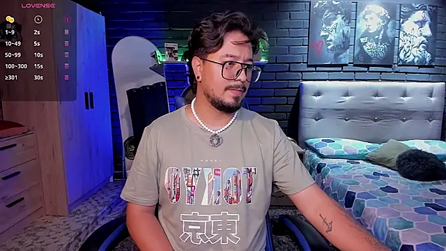 DaviidEvans  online show from March 2026 09:25:01 PM