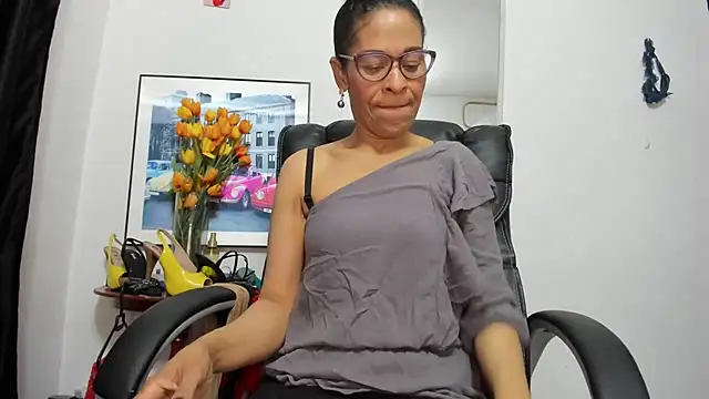 Aries Mature online show from January 2026 04:56:01 PM