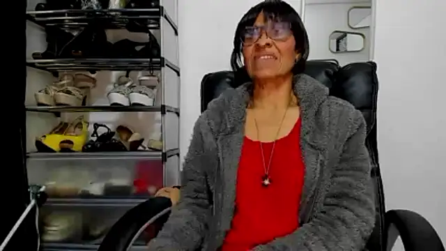 Aries Mature online show from April 2026 06:10:01 PM