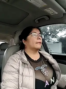   valentina18 online show from December 2025 01:42:01 PM