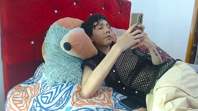 LAICK 01 online show from April 2026 06:19:01 AM