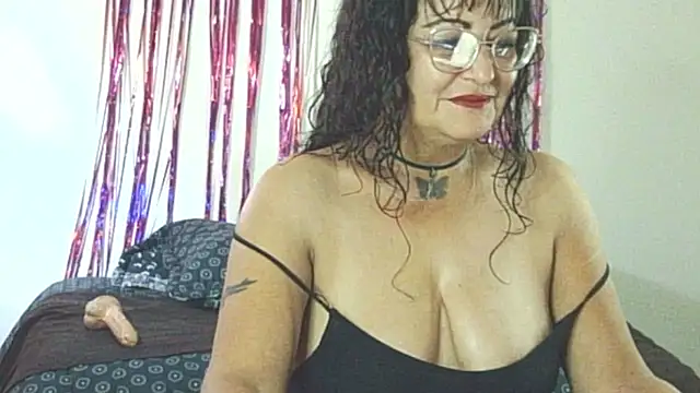 Snapshot of allesiabobs chatting on October 2025 10:30:01 PM allesiabobs online show from October 2025 10:30:01 PM