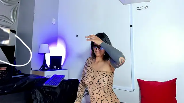 Snapshot of beauti_wild25 chatting on July 2026 08:00:01 PM beauti wild25 online show from July 2026 08:00:01 PM