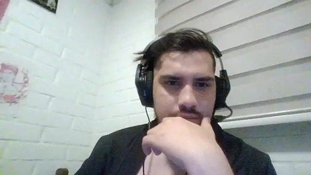 hung weeb online show from January 2026 03:21:01 AM