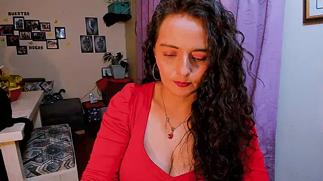 emma luxy online show from February 2026 03:48:01 AM