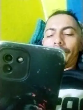 Donmauricio online show from April 2026 05:05:01 AM