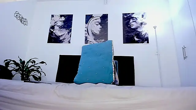 Snapshot of Eiden_allenx chatting on November 2025 03:01:02 PM Eiden allenx online show from November 2025 03:01:02 PM