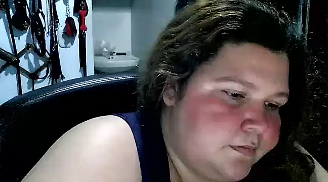 Snapshot of squirt322bbw chatting on February 2025 09:25:01 PM squirt322bbw online show from February 2025 09:25:01 PM