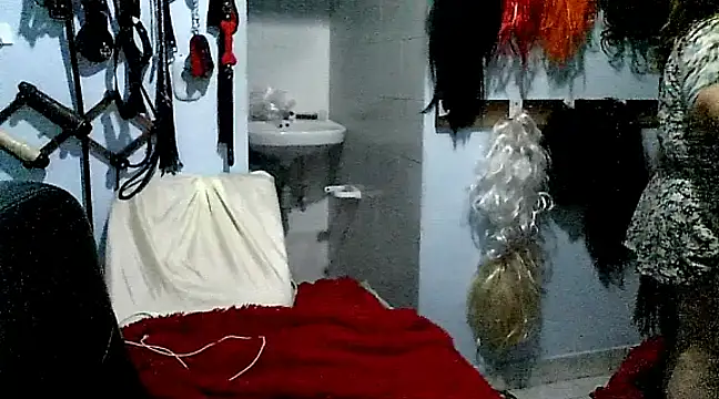 Snapshot of squirt322bbw chatting on February 2025 07:24:02 PM squirt322bbw online show from February 2025 07:24:02 PM