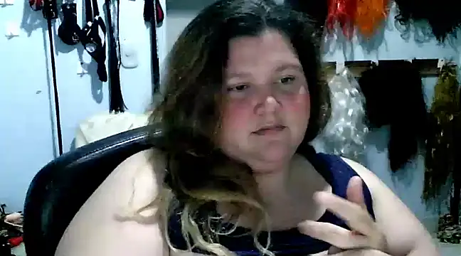 Snapshot of squirt322bbw chatting on March 2025 01:17:02 AM squirt322bbw online show from March 2025 01:17:02 AM