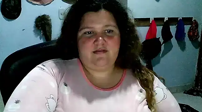 Snapshot of squirt322bbw chatting on March 2025 01:57:02 AM squirt322bbw online show from March 2025 01:57:02 AM