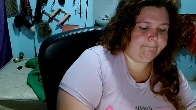 Snapshot of squirt322bbw chatting on September 2025 07:02:02 PM squirt322bbw online show from September 2025 07:02:02 PM