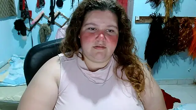 Snapshot of squirt322bbw chatting on September 2025 05:24:02 PM squirt322bbw online show from September 2025 05:24:02 PM