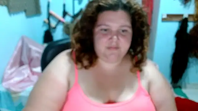 Snapshot of squirt322bbw chatting on September 2025 08:22:01 PM squirt322bbw online show from September 2025 08:22:01 PM