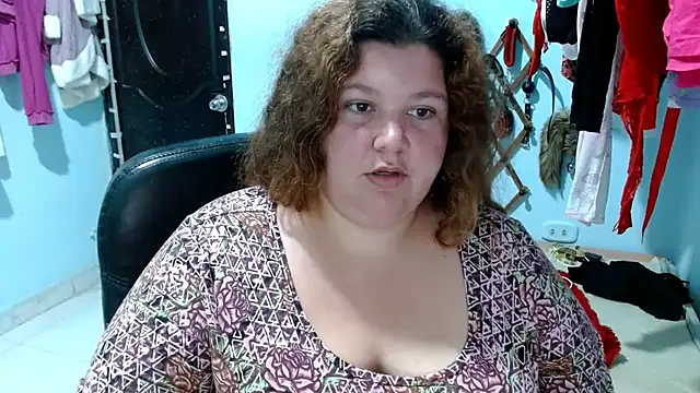 Snapshot of squirt322bbw chatting on November 2025 05:02:01 PM squirt322bbw online show from November 2025 05:02:01 PM